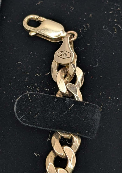 9CT HALLAMRKED 375, YELLOW GOLD, CURBED BRACELET W/ LOBSTER LOCK, 8
