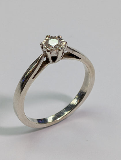 9ct White Gold Diamond Ring