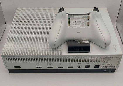 Xbox one s console 500GB white with pad unboxed * Wear and tear on controller ref pic **
