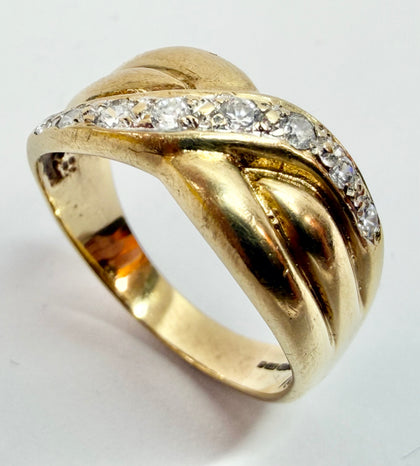 9ct Yellow Gold Cross Over Ring Size R