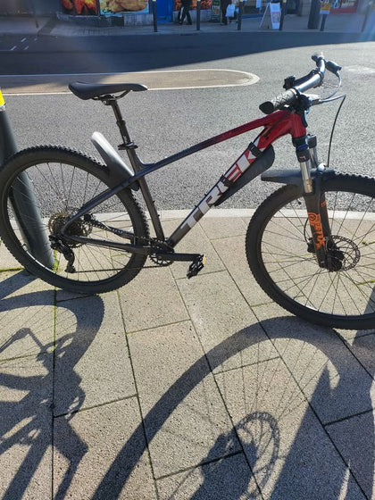 Trek Marlin 6 - MTB - ( 2022 ) 10 speed downhill - L (19