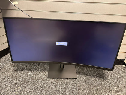HP Z38c 37.5-inch Curved Display Monitor