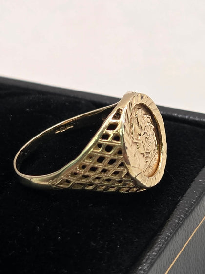 9k St Christopher  hallmarked ring . 1.58grams - size M - box included