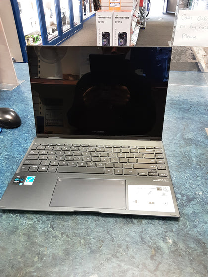 Asus Zenbook Flip 13 / Windows 11 / 512GB / 8GB RAM