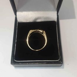 Gold Ring Sister 9CT 375 size K.