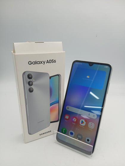 Samsung Galaxy A05s 64GB silver smartphone unlocked BOXED