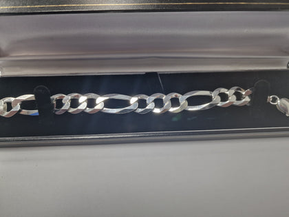 Silver Bracelet 925 31.9G 8'' in Length.