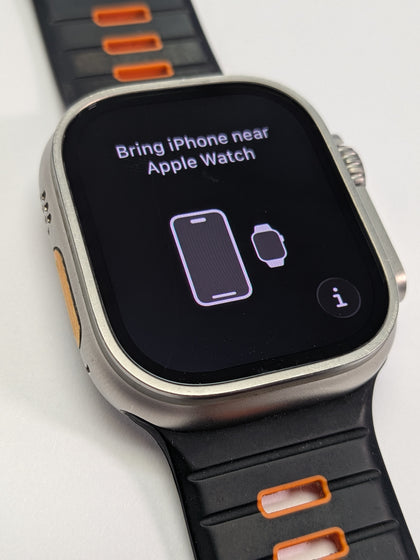 Apple Watch Ultra  49mm Titanium Smart