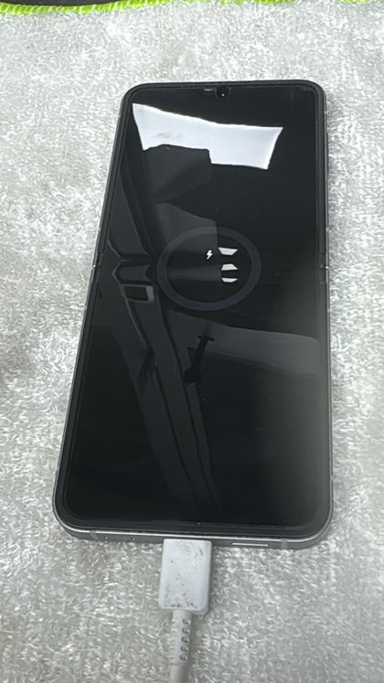 Samsung Galaxy ZFlip6 - 256 GB -