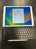 Apple iPad Pro 12.9" 1st Generation - 128GB - Keyboard case & Apple Pencil included
