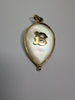 18CT GOLD & MOTHER OF PEARL PENDANT PRESTON STORE