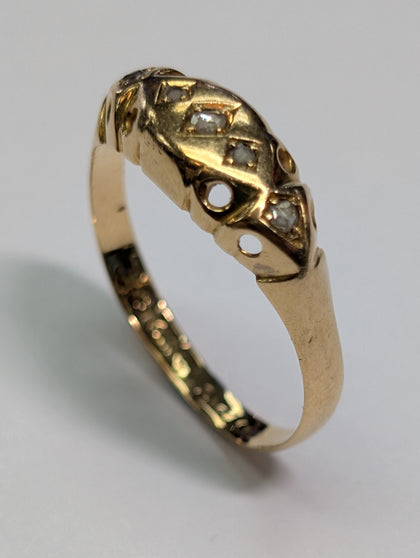 18ct Gold Diamond Ring
