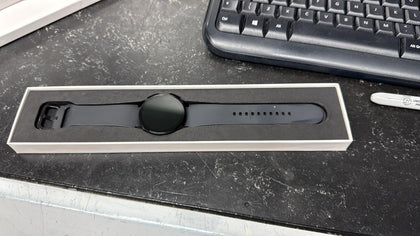 Galaxy Watch6 (Bluetooth, 40mm) Graphite