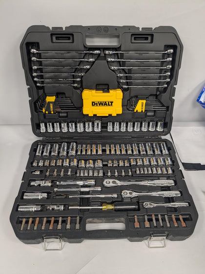 DeWALT 168 Pc Mechanics Tool Set