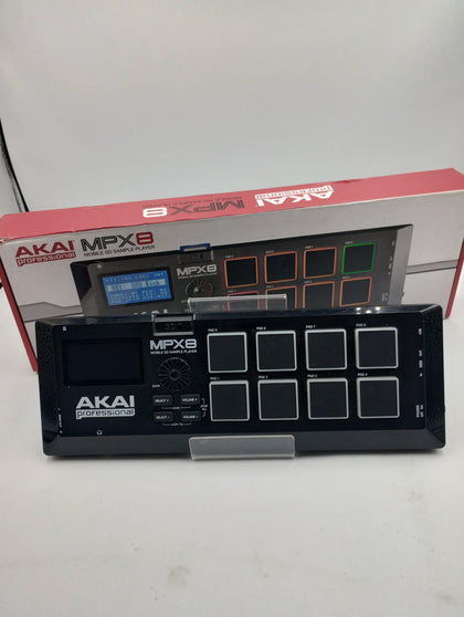 Akai MPX8