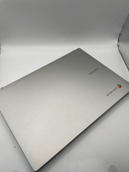 Samsung Galaxy Chromebook Go 11.6