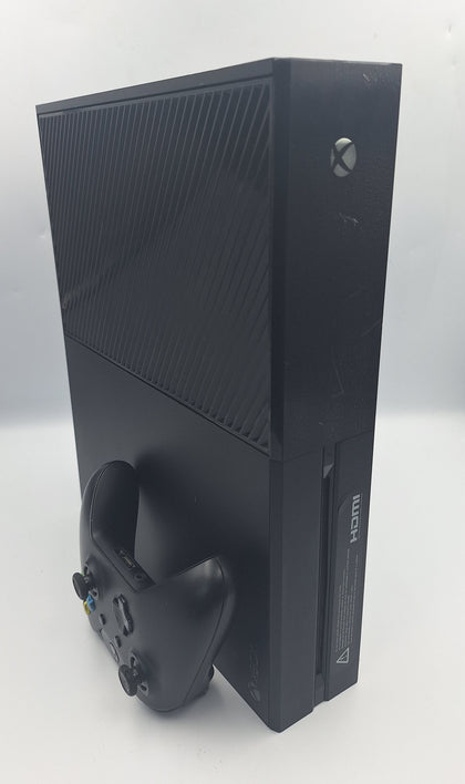 Microsoft Xbox One 500GB Console with 1 controller and all leads UNBOXED
