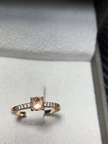 14CT Rose Gold stone ring