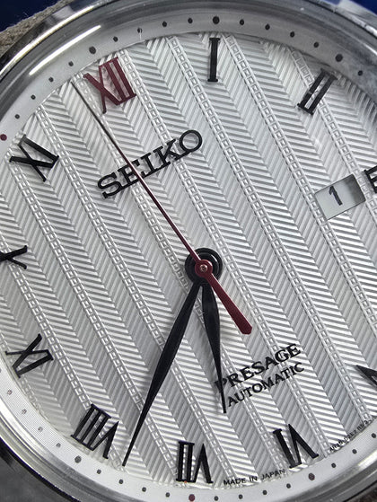 Seiko Presage 4r35-02s0 Automatic White Dial Day Mens Watch..