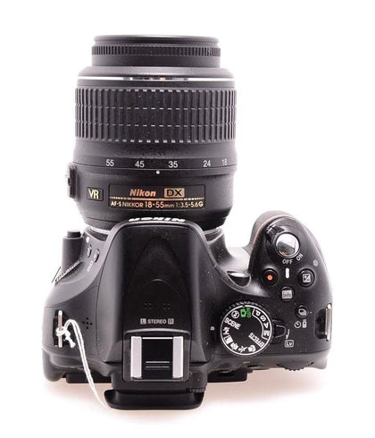 Nikon D5200 18-55mm VR Lens Kit