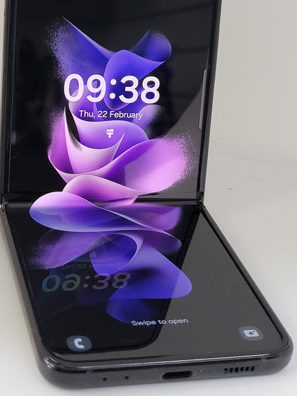 Samsung Galaxy Z Flip3 5G 128GB Phantom Black, Unlocked  READ DESCRIPTION