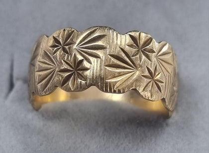 9CT GOLD BAND SIZE Q LEYLAND