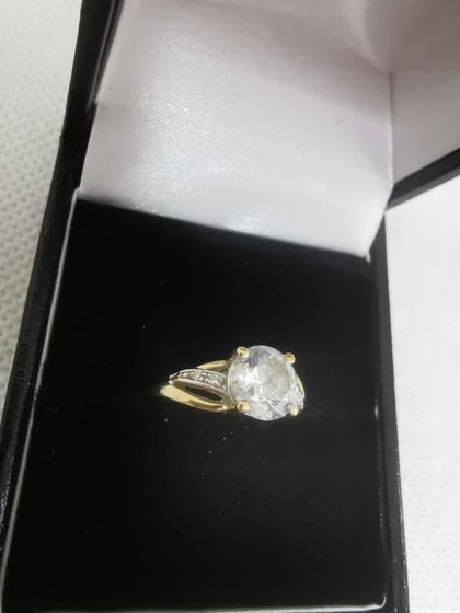 9ct Hallmarked 2g Gold Ring Size L Box Included