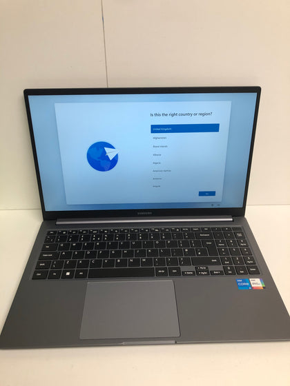 Samsung Galaxy Book4 Intel i5, 8Gb, 256Gb W11