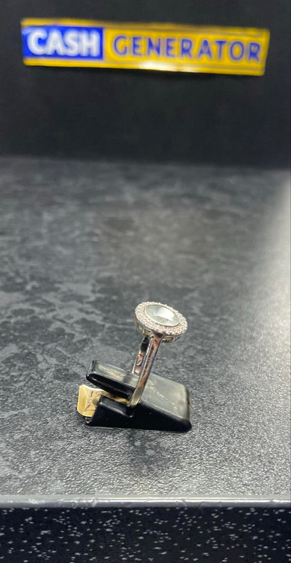 18ct White Gold Ladies Diamond Ring (Size M), 4.2g