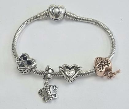 Pandora Bracelet 17cm + Charms