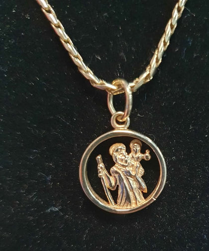 9ct Yellow Gold Chain and St Christopher Pendant - 18 Inches - 8g