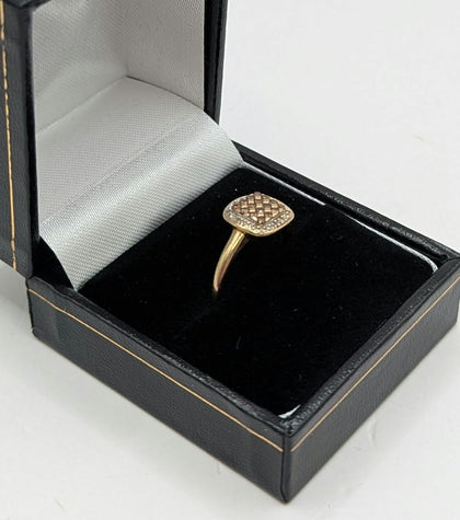 375 9CT Hallmarked, Yellow Gold, Cushion-Shaped Halo cluster cocktail ring, Size N, 1.9g