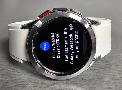 SAMSUNG Galaxy Watch4 Classic BT with Bixby & Google Assistant- White, 42 mm