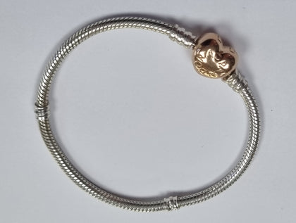 Pandora bracelet with gold heart clasp 17cm