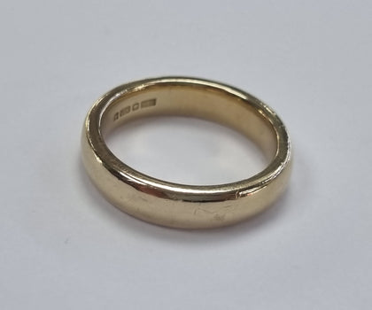 9ct gold Wedding Band Size O 1/2