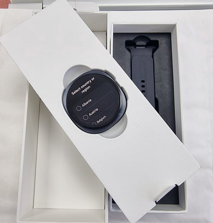 Samsung Galaxy Watch 9  **Opened Only**