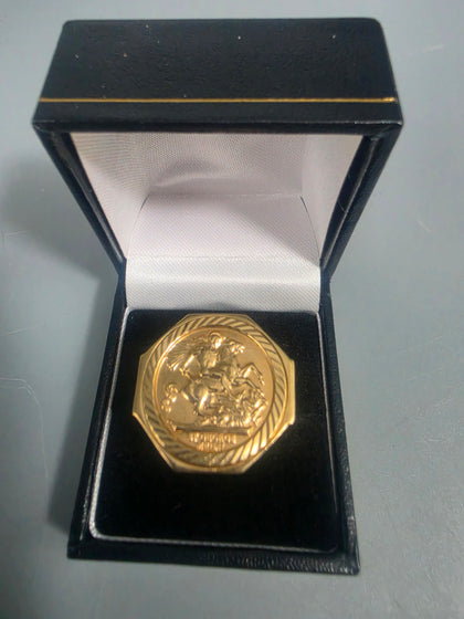 9ct Gold Ring 375 6.1G sov/foil Size S