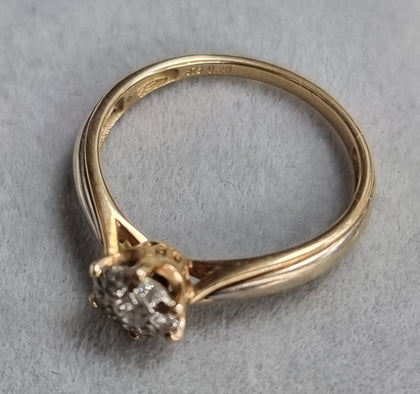 9ct Gold Diamond Ring Size L
