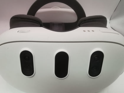 Meta Quest 3 VR Headset (With Controllers) - 128GB, Unboxed