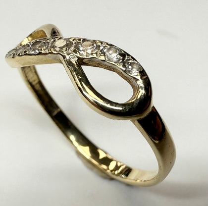 14ct Infinity Ring CZ Stones size O