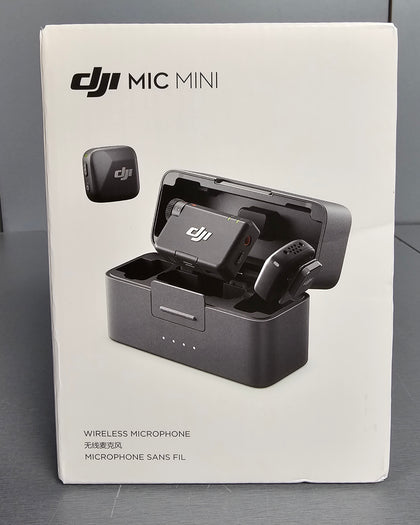 DJI Mic Mini (2 TX + 1 RX + Charging Case), Wireless Lavalier Microphone, Detail-Rich Audio, 48h Use, Noise Cancelling, Automatic Limiting, Bluetooth