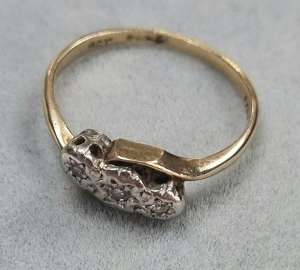 9ct GOLD DIAMOND RING i1/2