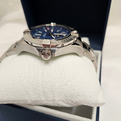 Breitling Avenger Automatic 43 Mens Watch