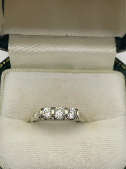 9ct White Gold Ring Size - K