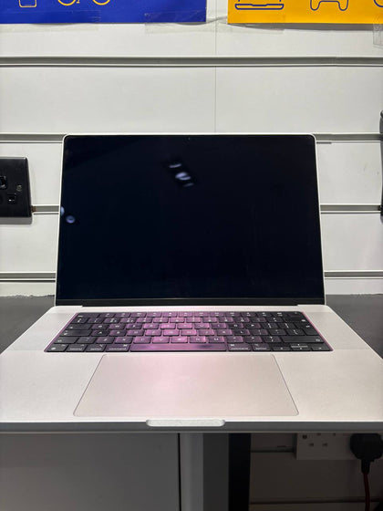 Apple MacBook Pro 18,2 - M1 Max (10-CPU 24-GPU) 64GB RAM 1TB SSD 16