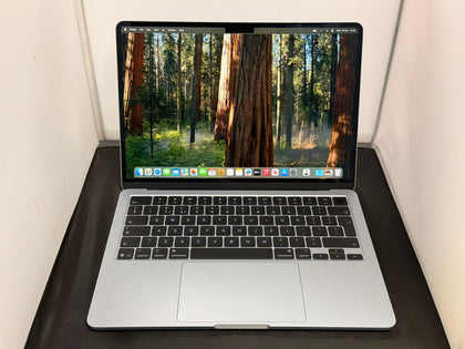 MacBook Air M4 (10-CPU 8-GPU)/16GB/256GB SSD
