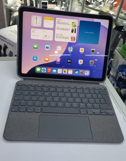 Apple Ipad Air 5th Gen (A2588) 64GB Purple wifi with Keyboard Cover