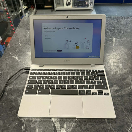 Samsung Galaxy Chromebook Go 11.6