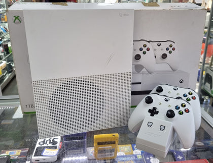 Xbox one s console 1tb with 2 controllers