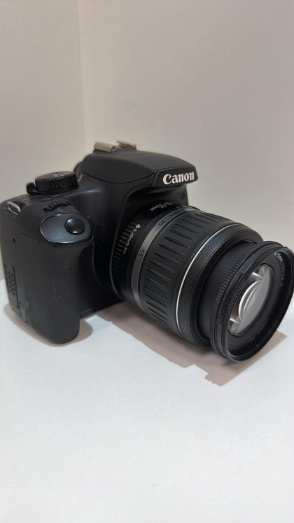 Canon EOS 1000D EF-S 18-55mm f/3.5-5.6 Lens